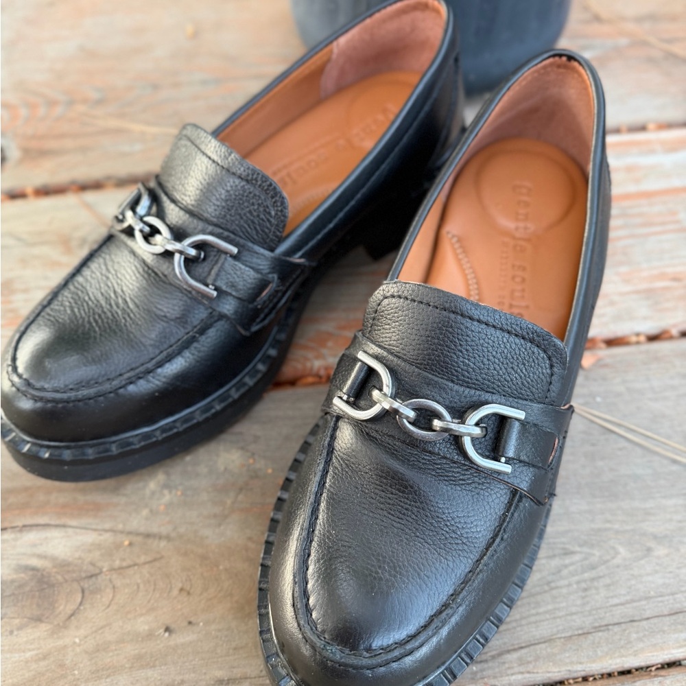 Gentle Souls by Kenneth Cole Black Leather Chunky Loafers Size 7.5